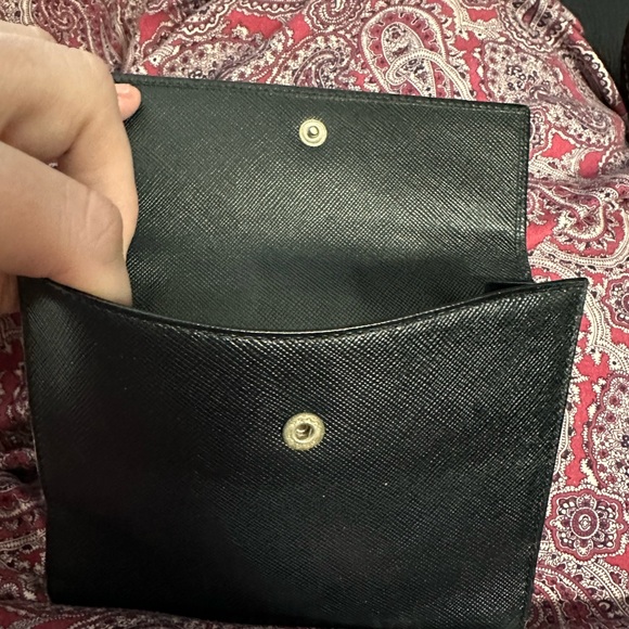 Authentic Prada Saffiano Leather Bifold Wallet. - Picture 2 of 16